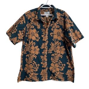 Vintage Made in Hawaii USA Hawaiian shirt.